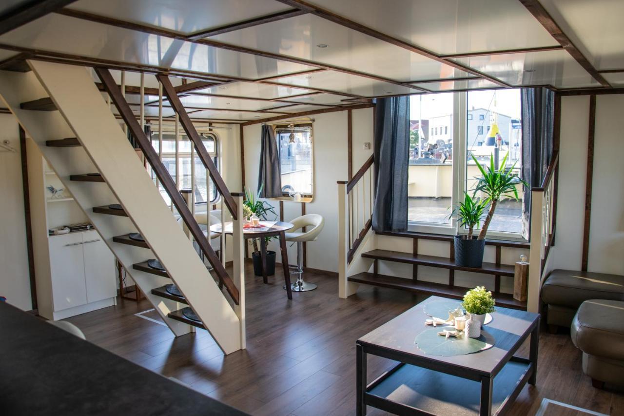 Island-Dreams Hausboot Cecilie Apartment Шлесвиг Екстериор снимка