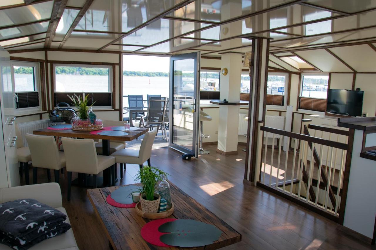 Island-Dreams Hausboot Cecilie Apartment Шлесвиг Екстериор снимка
