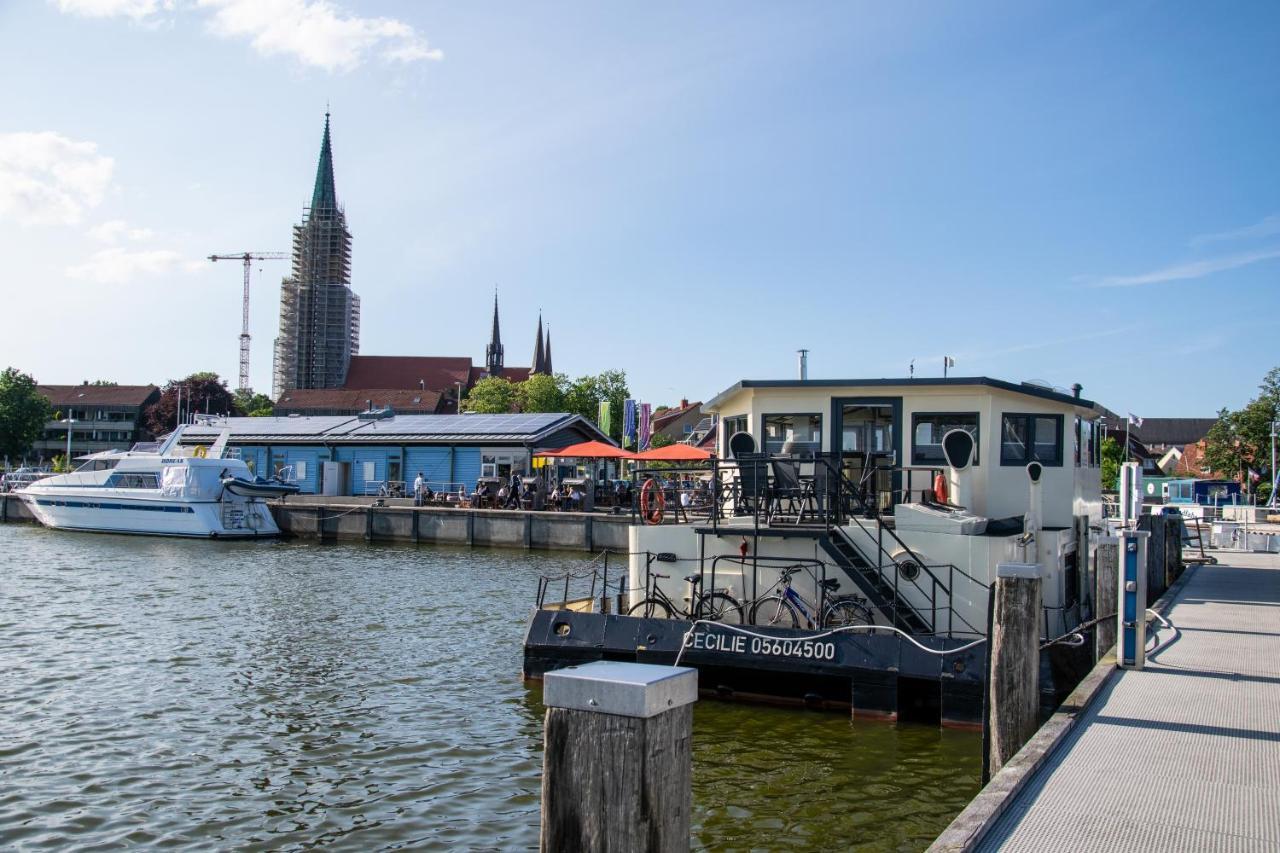 Island-Dreams Hausboot Cecilie Apartment Шлесвиг Екстериор снимка